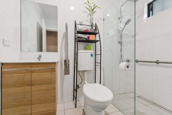 120 Lakelands Dr, Dapto NSW 2530, Australia