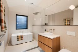 16 Lempriere Ave, St Kilda East VIC 3183, Australia