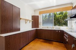 5 Robinson Terrace, Daglish WA 6008, Australia