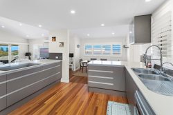 4 Love St, Kiama NSW 2533, Australia