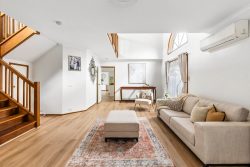 11 Madeline Ct, Avondale Heights VIC 3034, Australia