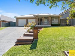 49 Morson Ave, Horsley NSW 2530, Australia