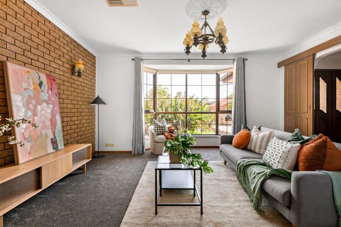 58 Orleans Rd, Avondale Heights VIC 3034, Australia