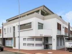 11/30 Jarrad St Cottesloe WA 6011, Australia