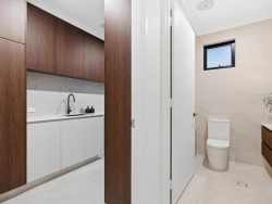 8 Williams Rd, Dianella WA 6059, Australia