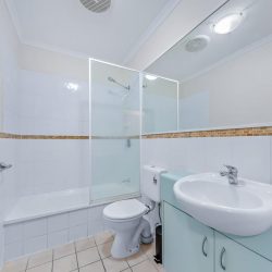Unit 11/164 Shute Harbour Rd, Cannonvale QLD 4802, Australia