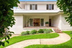 2 Suzanne Rd, Mona Vale NSW 2103, Australia