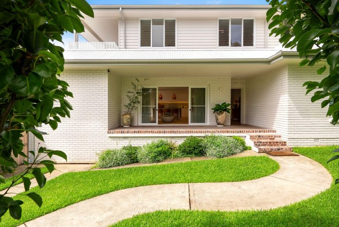 2 Suzanne Rd, Mona Vale NSW 2103, Australia