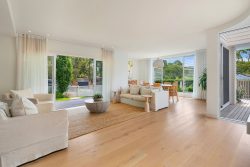 2 Suzanne Rd, Mona Vale NSW 2103, Australia