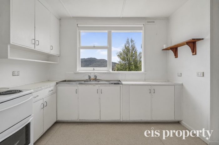 33 Tecoma Rd, Risdon Vale TAS 7016, Australia