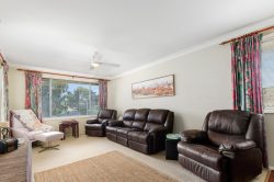 101 Thirroul Rd, Kanahooka NSW 2530, Australia