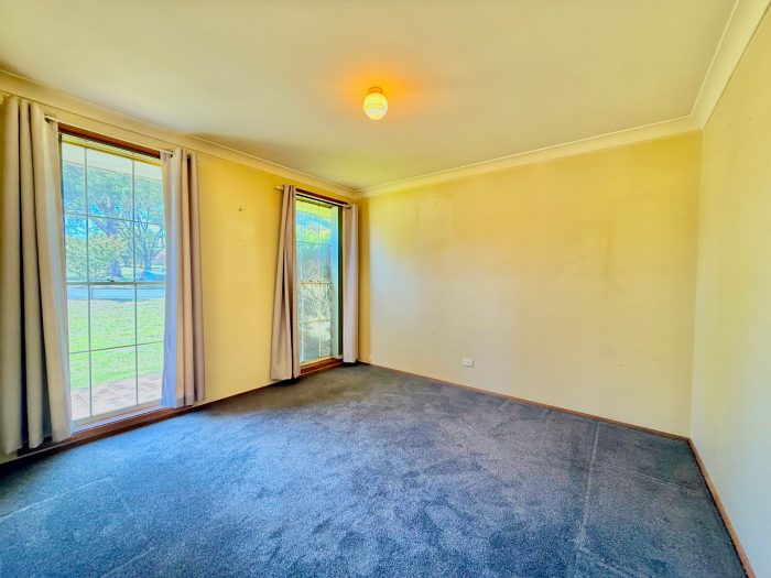 93 Thornhill St, Young NSW 2594, Australia
