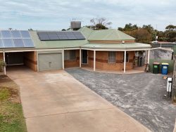 Unit 2/26 Tupper St, Boulder WA 6432, Australia