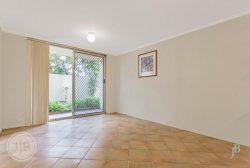Unit 2/160 Mill Point Rd, South Perth WA 6151, Australia