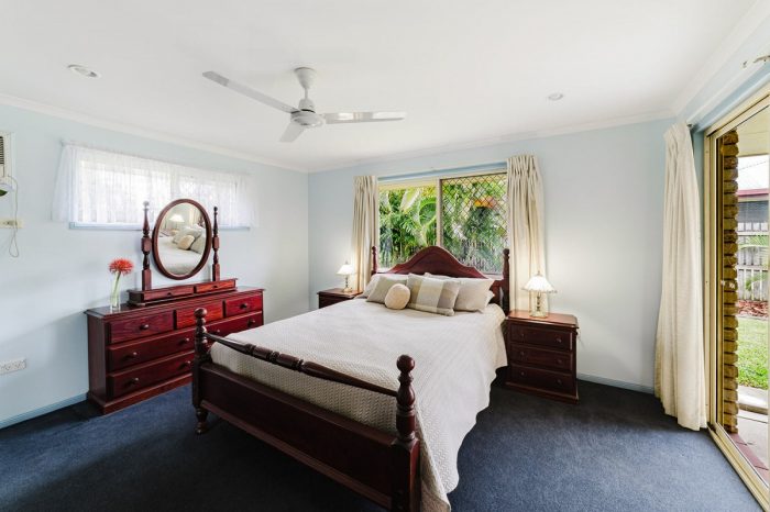 18 Vassallo Dr, Glenella QLD 4740, Australia