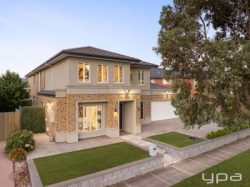 25 Viewside Way, Point Cook VIC 3030, Australia