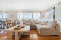 23 Warners Bay Rd, Warners Bay NSW 2282, Australia
