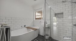 76 Whitsunday Dr, Hoppers Crossing VIC 3029, Australia