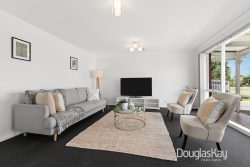 27 Yaralla Cres, Sunshine West VIC 3020, Australia