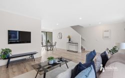 12 Yeoman Ln, Chirnside Park VIC 3116, Australia
