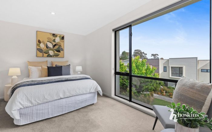 12 Yeoman Ln, Chirnside Park VIC 3116, Australia