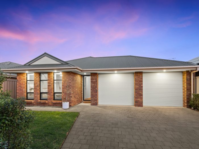 18 Angle Rd, Seaford Meadows SA 5169, Australia
