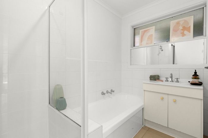 Unit 2/3 Bardsley St, Sunshine West VIC 3020, Australia