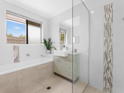 22 Waters Edge Dr, Craignish QLD 4655, Australia