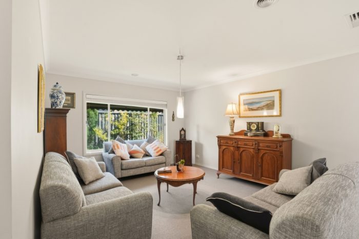 6 Botanic Ct, Hamilton VIC 3300, Australia