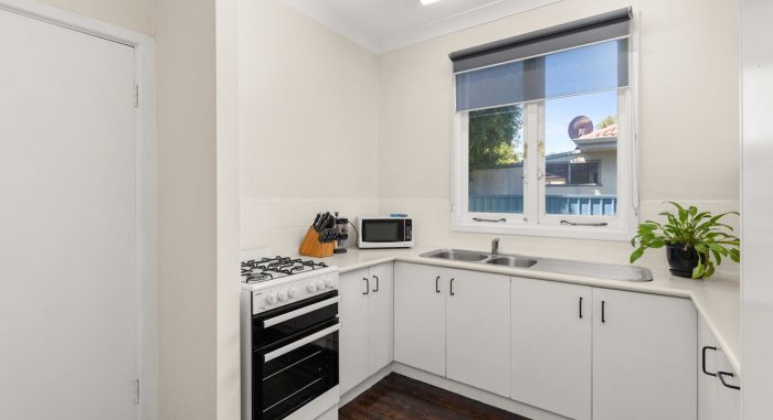 6 Boyalla St, Carey Park WA 6230, Australia