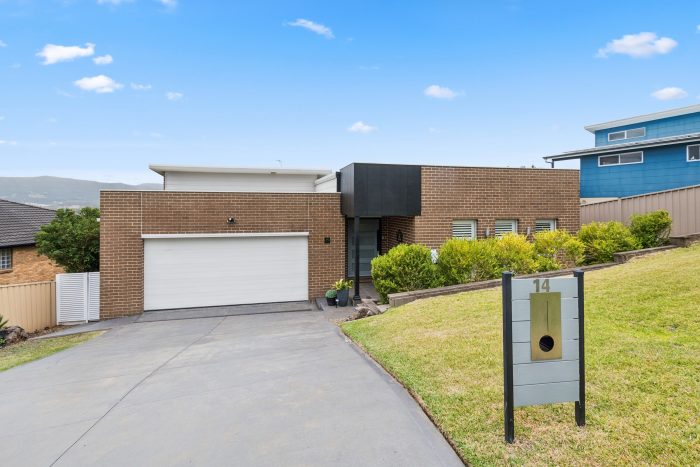 14 Carlyle Cl, Dapto NSW 2530, Australia