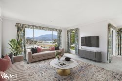 24 Cedar St, Lindisfarne TAS 7015, Australia