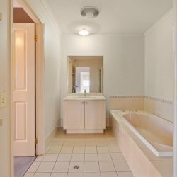 9 Charlick Pl, Morphettville SA 5043, Australia