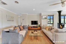 114 Cherry Tree Ln, Bungendore NSW 2621, Australia