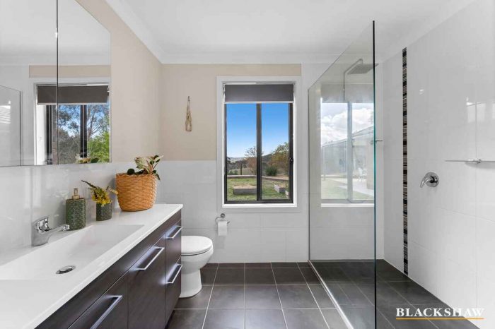 114 Cherry Tree Ln, Bungendore NSW 2621, Australia
