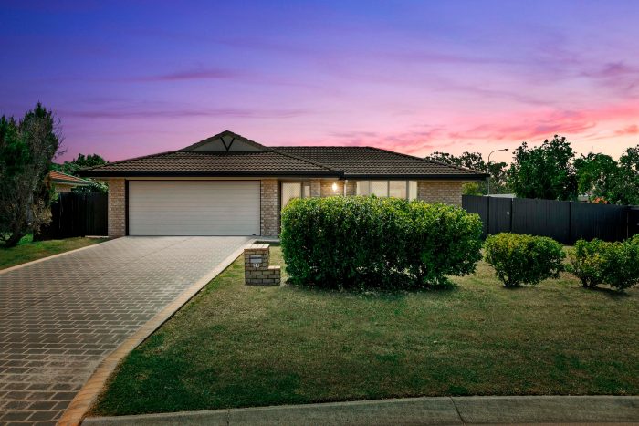 27 Conondale Ct, Torquay QLD 4655, Australia