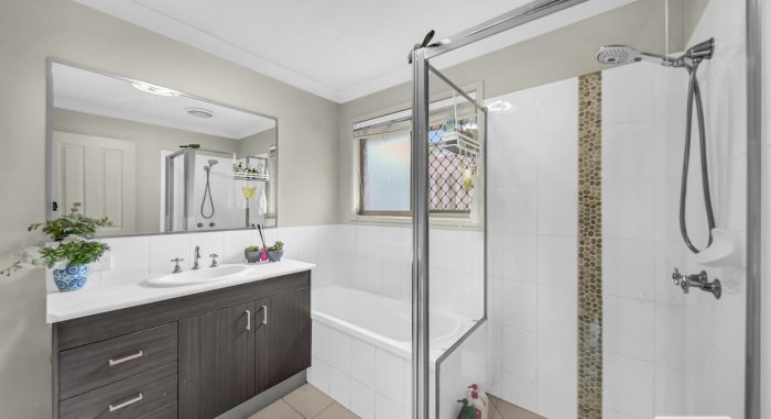 66 Constellation Dr, Loganholme QLD 4129, Australia