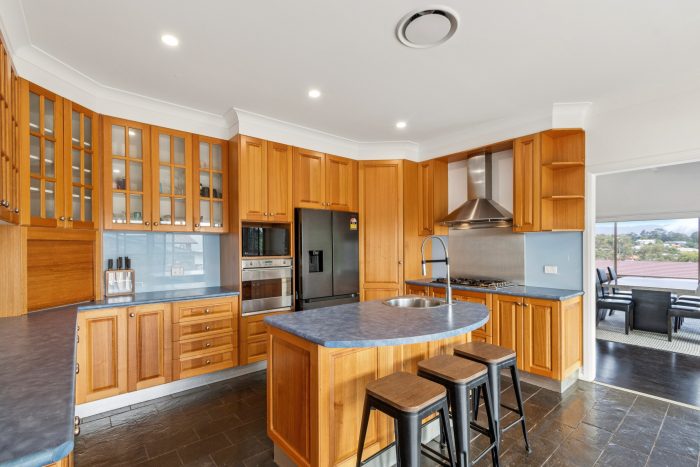 27 Coronet Pl, Dapto NSW 2530, Australia