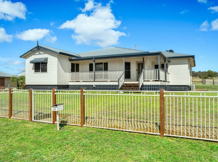 28 Curlew St, Meringandan West QLD 4352, Australia