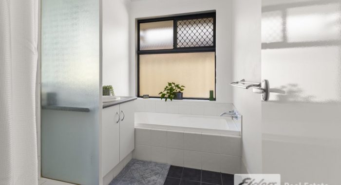 21 Darter St, Broadwater WA 6280, Australia