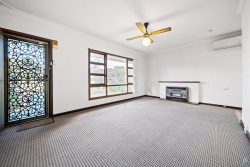 8 Somers St, Belmont WA 6104, Australia