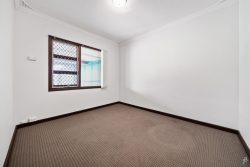 8 Somers St, Belmont WA 6104, Australia