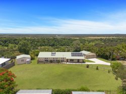 10 Apex Cl, Craignish QLD 4655, Australia