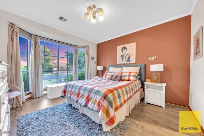 13 Fernwood Dr, Hoppers Crossing VIC 3029, Australia