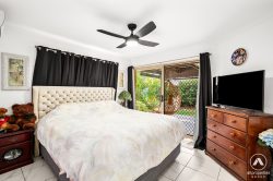 32 Geaney Blvd, Crestmead QLD 4132, Australia