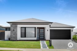 15 Gillies St, Yarrabilba QLD 4207, Australia