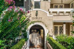 Unit 3/2 Gladswood Gardens, Double Bay NSW 2028, Australia