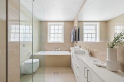 Unit 3/2 Gladswood Gardens, Double Bay NSW 2028, Australia