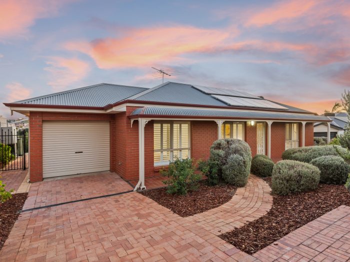 81 Grand Blvd, Seaford Rise SA 5169, Australia