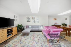 31 Halloran Dr, Jerrabomberra NSW 2619, Australia